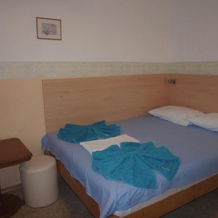 Lenny Hotel Kranevo Bagian luar foto