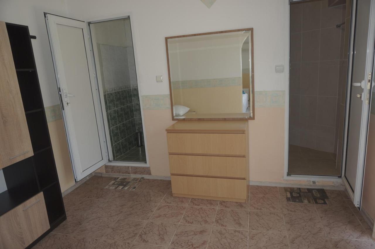 Lenny Hotel Kranevo Bagian luar foto