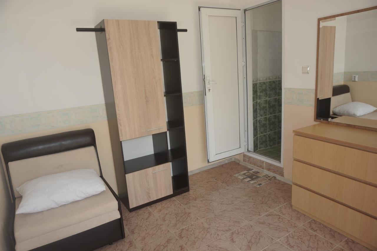 Lenny Hotel Kranevo Bagian luar foto