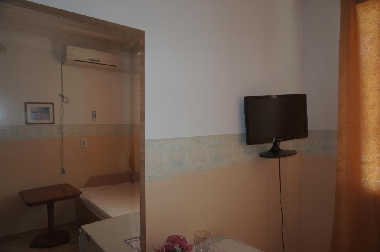 Lenny Hotel Kranevo Bagian luar foto